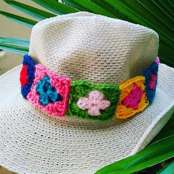 crochet rainbow hat