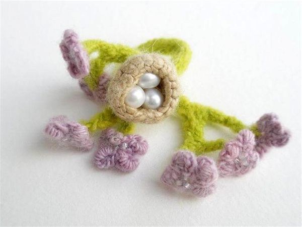 Spring Nest, ring. Pearls, silk, merino wool, crocheted and knitted