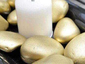 Gold Rock Candle Centerpiece easy home decor craft idea