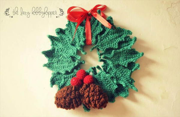 wreath, door wreath, crochet wreath