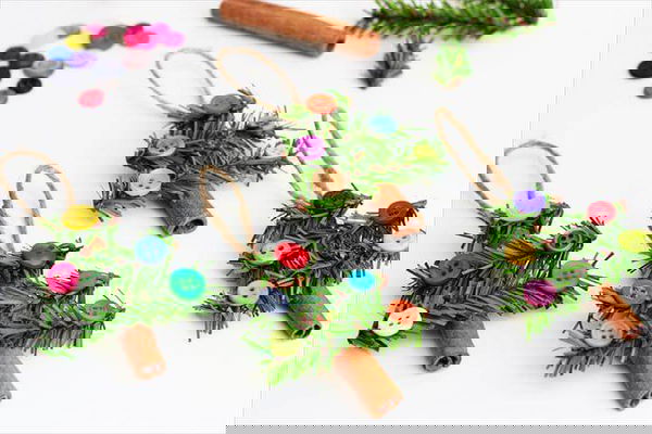 Adorable Cinnamon Stick Tree Ornaments