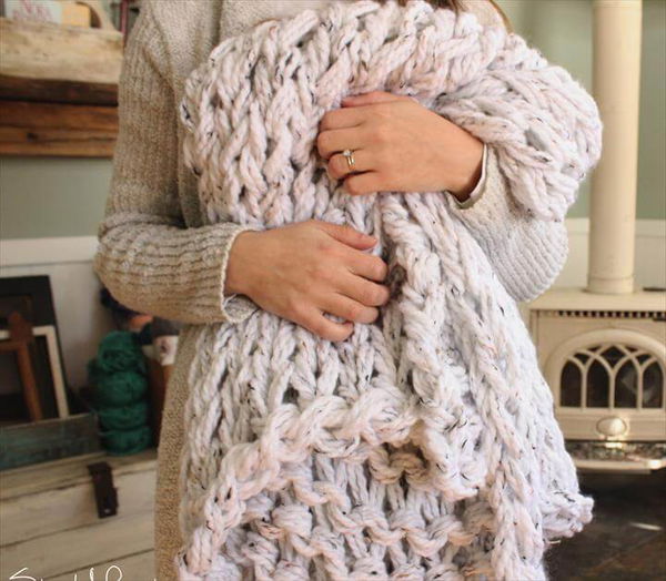 arm knitting, crochet projects, blanket, blanket tutorials, diy craft and projetcs