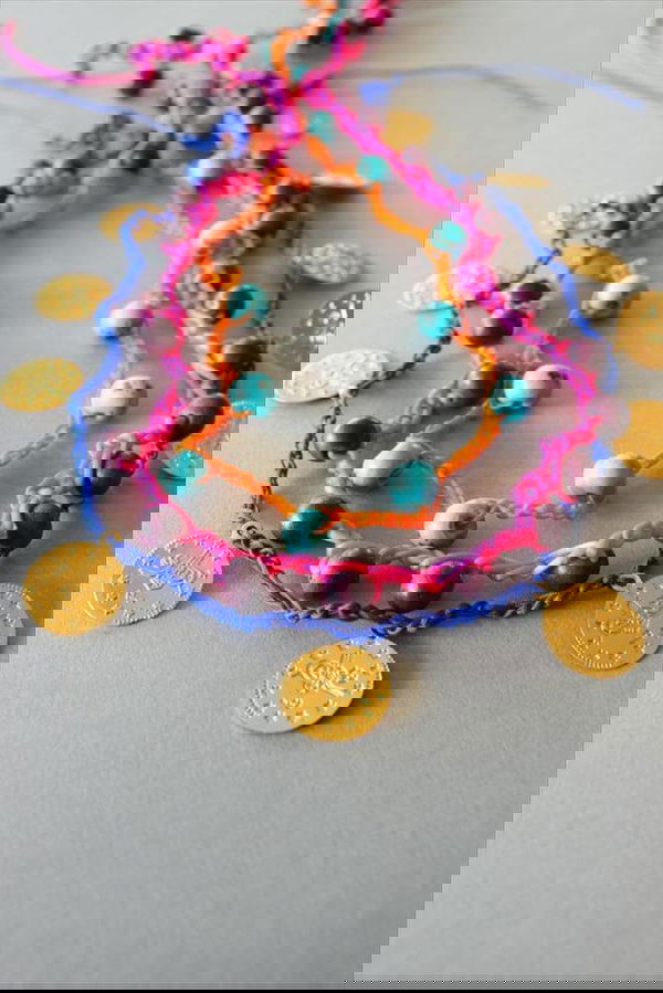 DIY Crocheted Necklace an Bracelets With Perls
