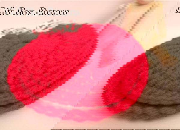 Crochet HEART Gift Box Pattern