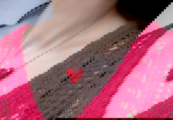 crochet heart and arrow necklace