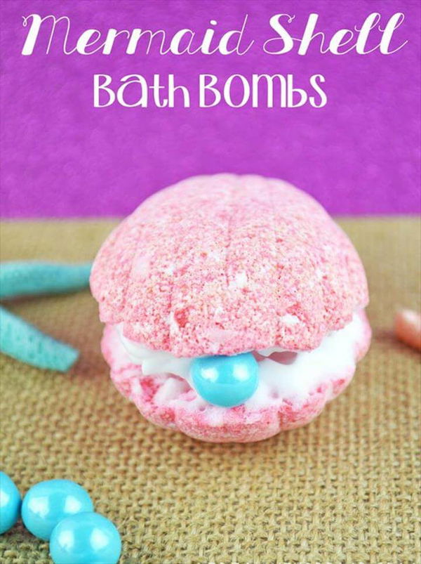 Fun DIY Projects for Women, Teens, and Girls, DIY Bath Bombs Recipe and Tutorials, Mermaid Shell Bath Bomb Like Lush