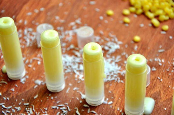 Coconut Oil Lip Balm Recipe