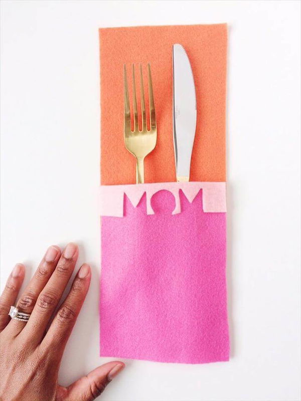 DIY Modern Mother's Day Flatware Mat, 