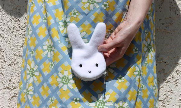 DIY Tutorial Bunny Coin Purse (with Free Pattern)