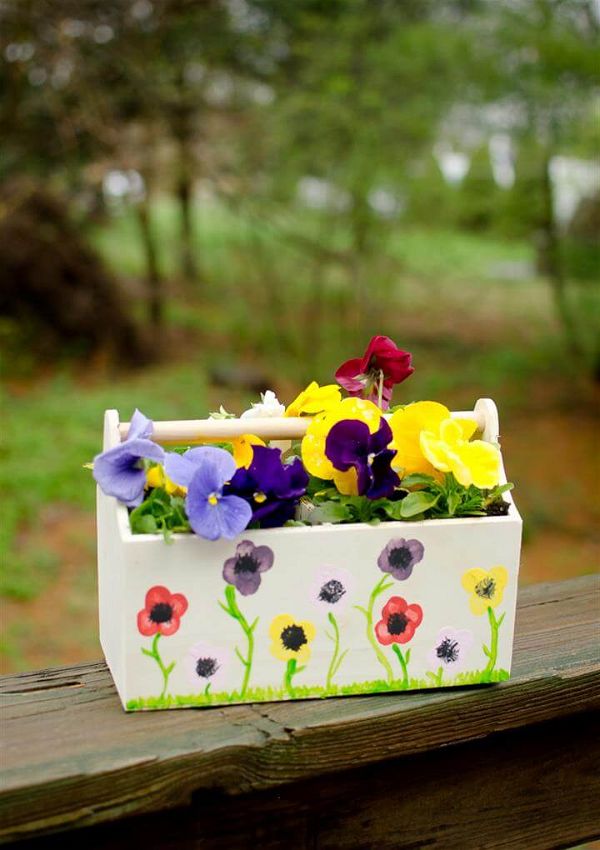 Mother’s Day Craft – Flower Thumbprint Planter