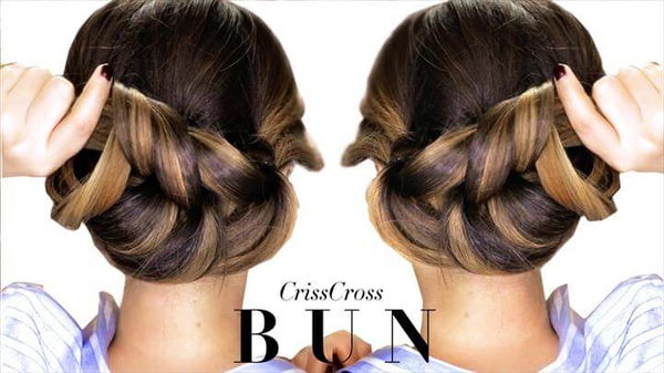 3-Minute Elegant BUN Hairstyle Every Girl