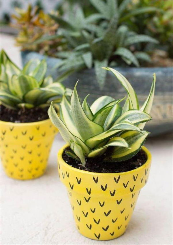 DIY Pineapple Flower Pots - Time Out With Mom