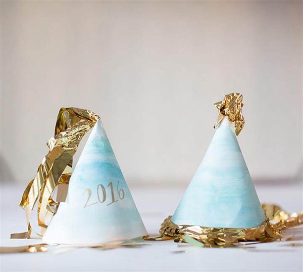 DIY New Year’s Eve Party Hats