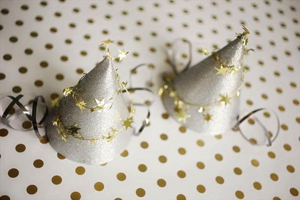 DIY New Year's Eve Shooting Stars Holiday hats