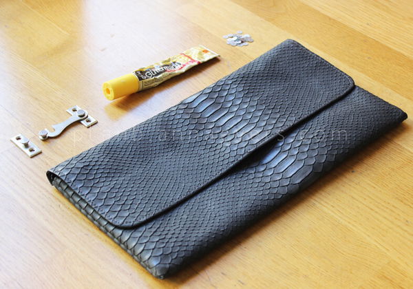 DIY Clutch with latch materials