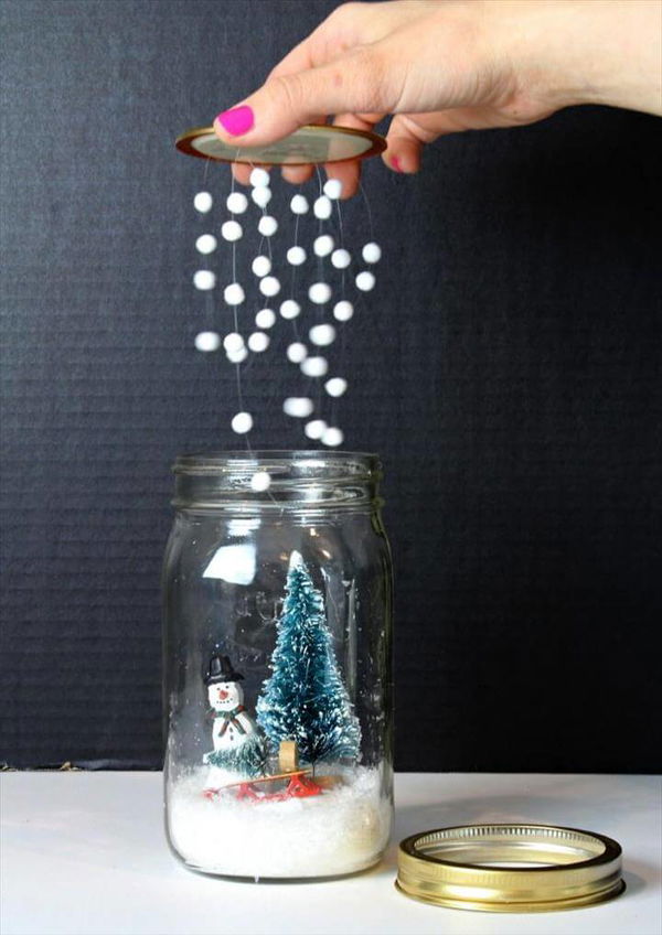 DIY snow globe - Fun Crafts Kids