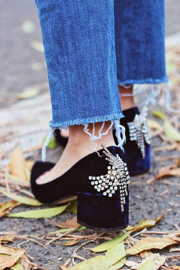 new year, NYE party, diy fashion, fashion ideas, diy heel, pom pom, shoes, party, new year ideas