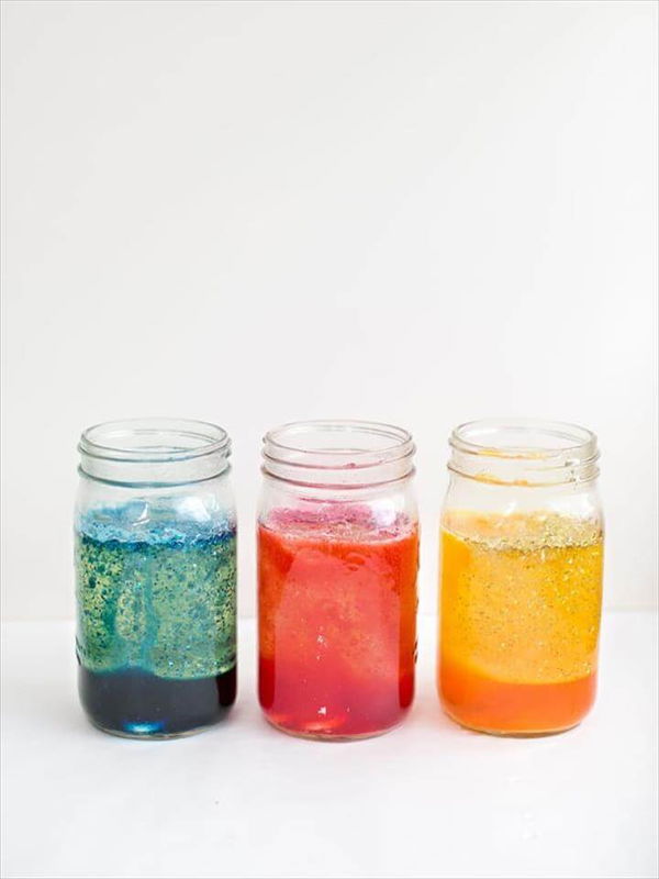 DIY Mason Jar Glitter Lava Lamps 