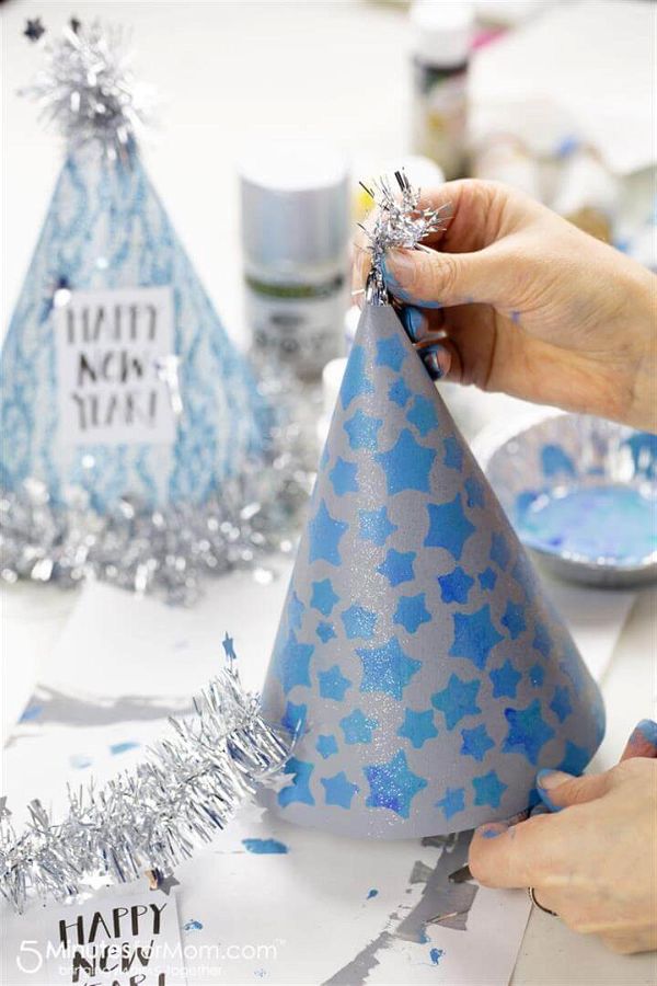 DIY Party Hats with free printables