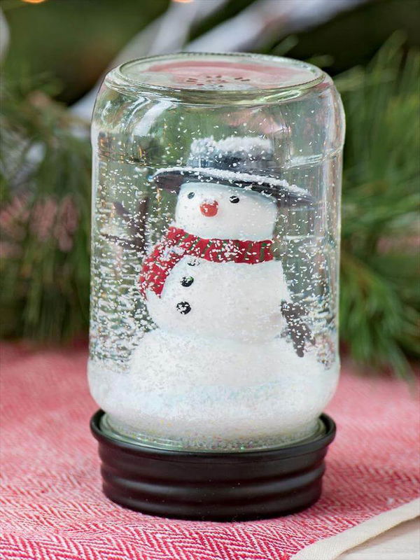 DIY Snow Globe Mason Jars Ideas 