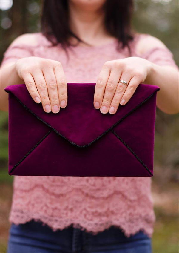 DIY Velours Envelope Clutch tutorial