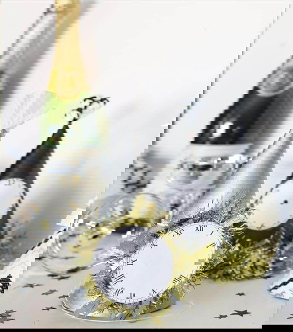 Paint or wrap fabric around dollar store party hats for EASY and cheap glam New Years