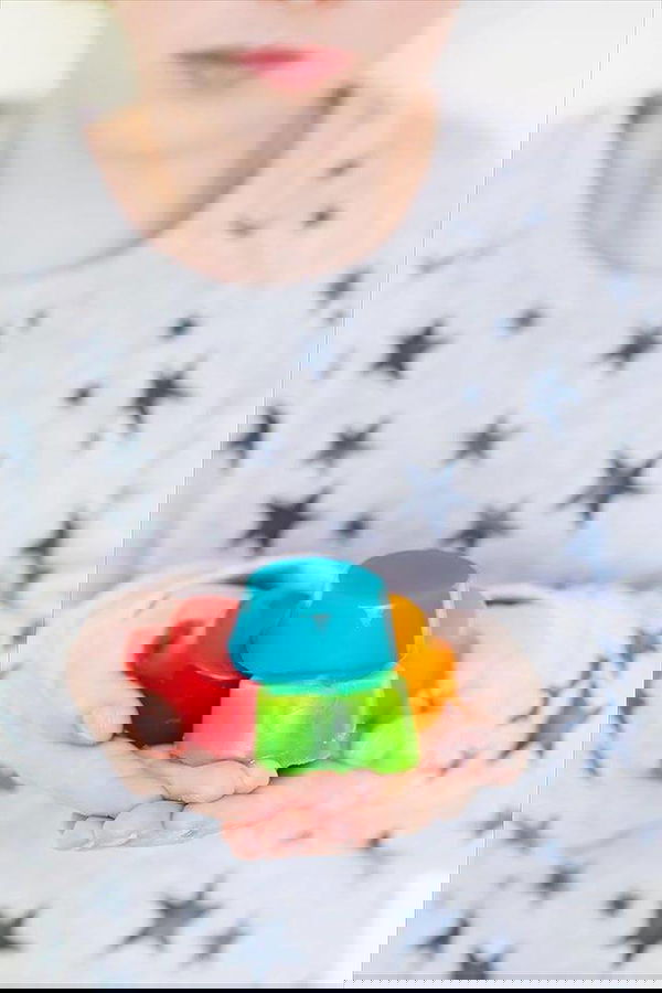 DIY Rainbow Jelly Soap, Rainbow Jelly, Jelly Soap, Best Soap, Natural Beauty Recipes, More Fun, Smell Good, Home Made Soap, Bath Time, Diy Beauty,