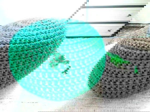 Knitted Pouf Ottoman