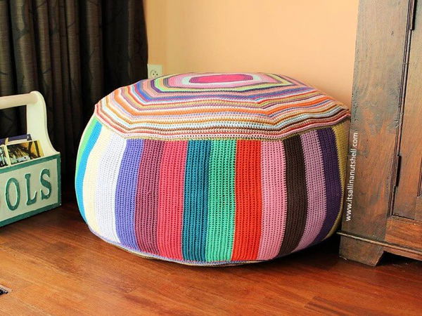 Pouf of Many Colors – Free Crochet Pattern