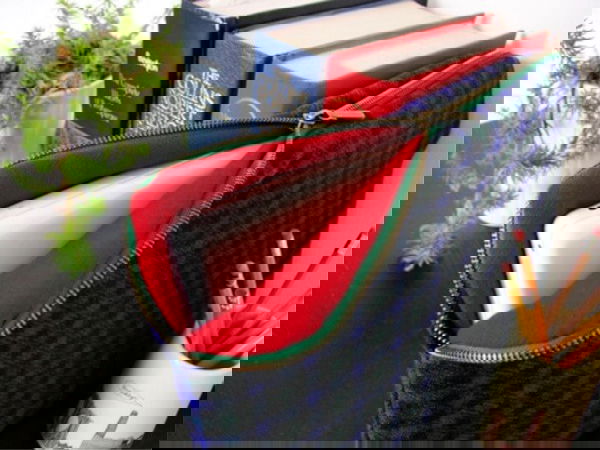Lined Plaid Electronics Sleeve