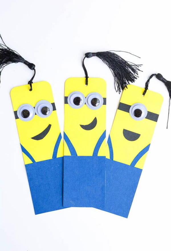 DIY Minion Bookmarks