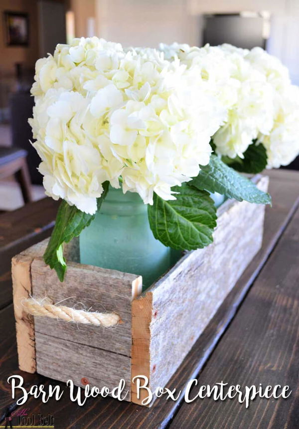 Easy Reclaimed Wood Box Centerpiece