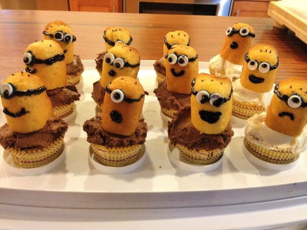 Minion Birthday Party Ideas: Minion Cupcakes